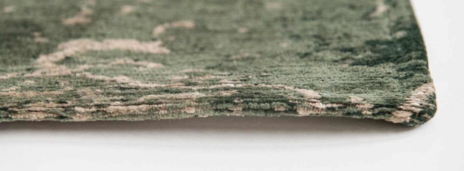 Louis De Poortere rug LX 8723 Mad Men Cracks Dark Pine side