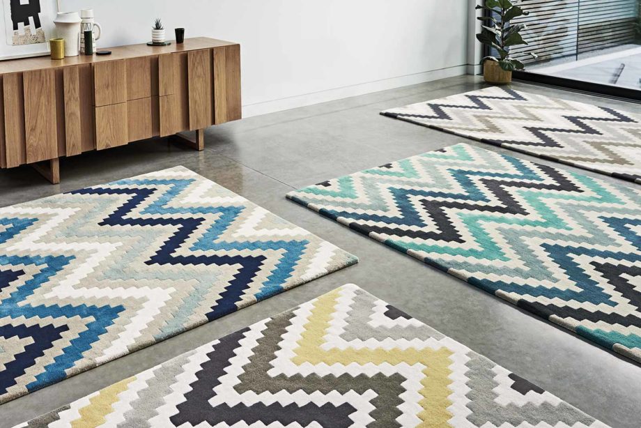 Louis De Poortere rug Romo LX 2003 Scala Teal interior 2