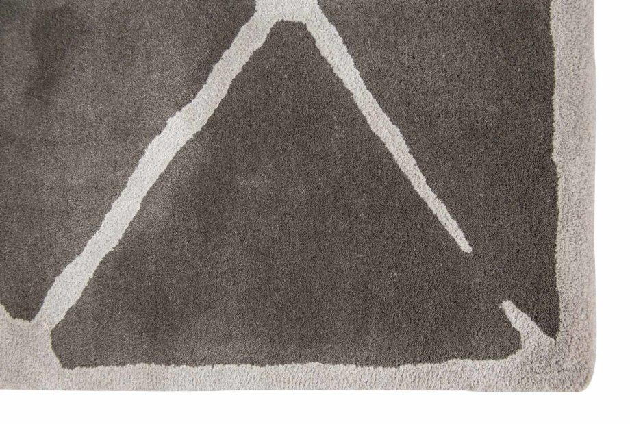Louis De Poortere rug Villa Nova LX 2017 Haldon Slate corner