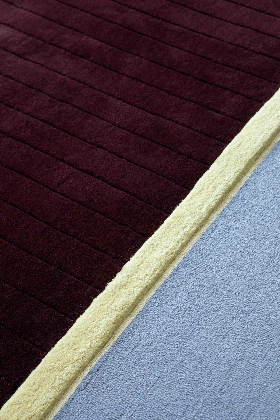 Brink Campman Order Deep Cherry 097900 interior 3