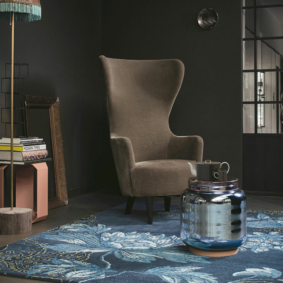 Wedgwood Fable Fl Navy 37508 interior
