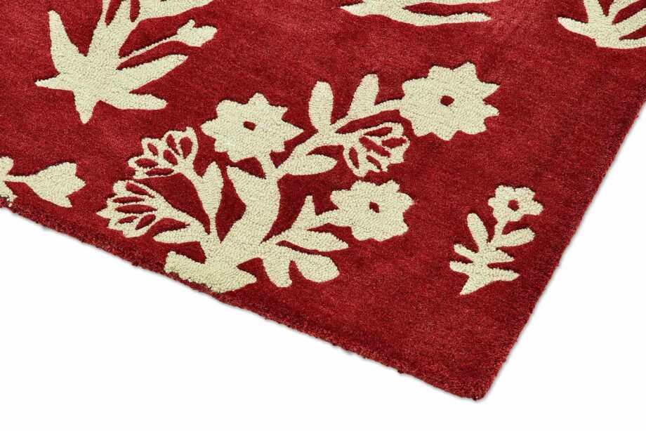 Sanderson Woodland Glade Linen Damson Red 146800 E