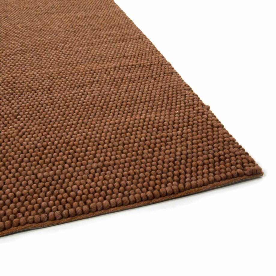 Brinker Carpets rug New Loop 631 corner