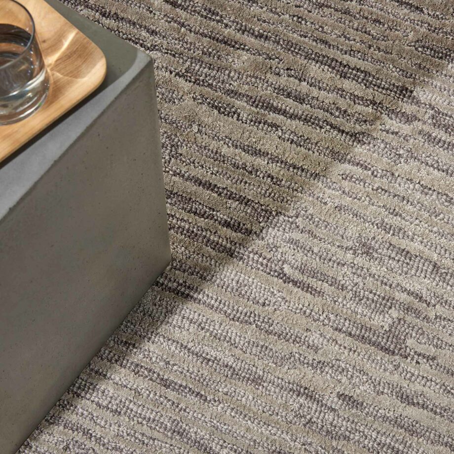 Calvin Klein rug Linear CK010 LNR01 GREY 5X7 099446879899 interior 2