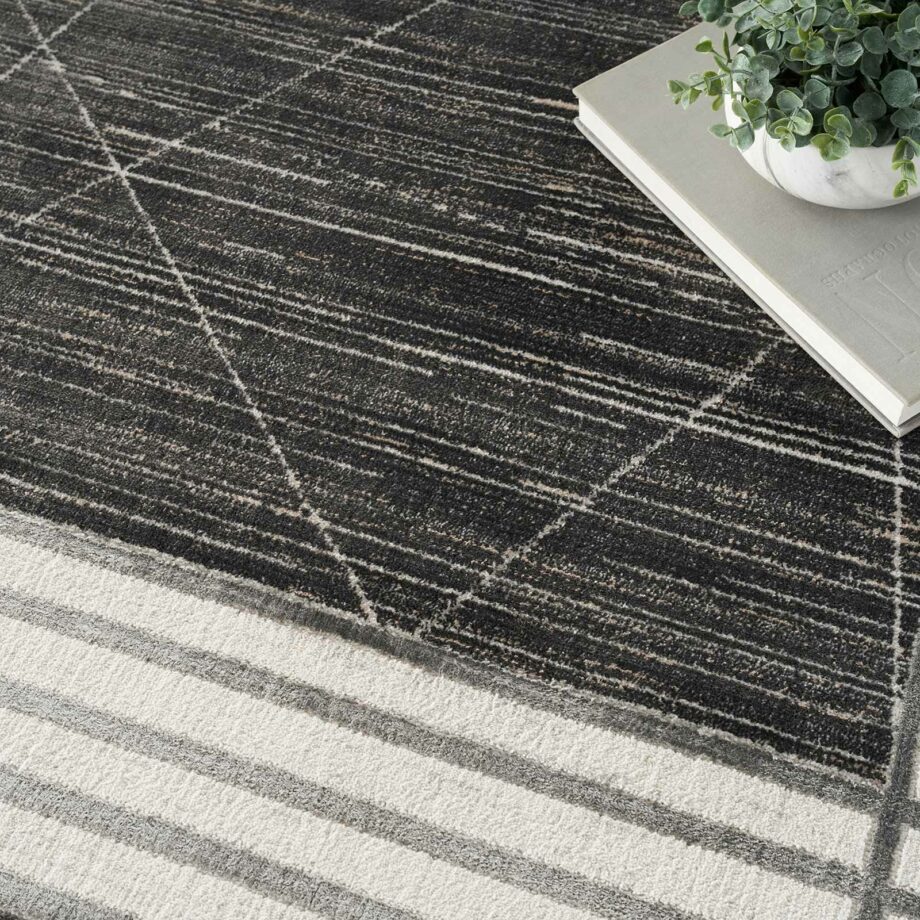 Nourison rug Desire DSR01 CHASV CHARCOAL SILVER 5X7 099446128713 interior 2