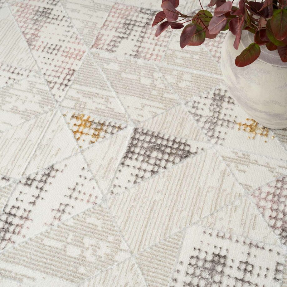 Nourison rug Glitz GLZ04 IVMTC IVORY MULTICOLOR 5X7 099446134394 interior 2