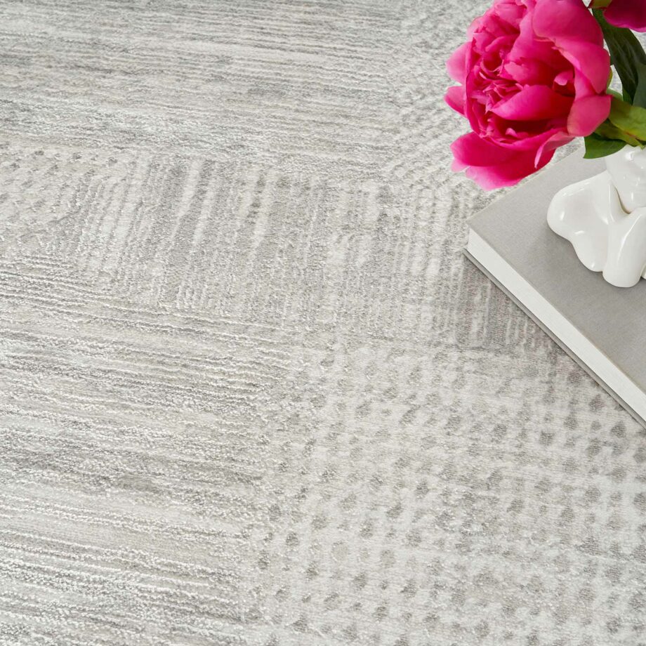 Nourison rug Glitz GLZ09 SILGY SILVER GREY 5x7 099446904041 interior 2