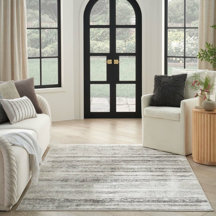 Nourison rug Glitz GLZ10 CRMGY CREAM GREY 5x7 099446904058 interior 3