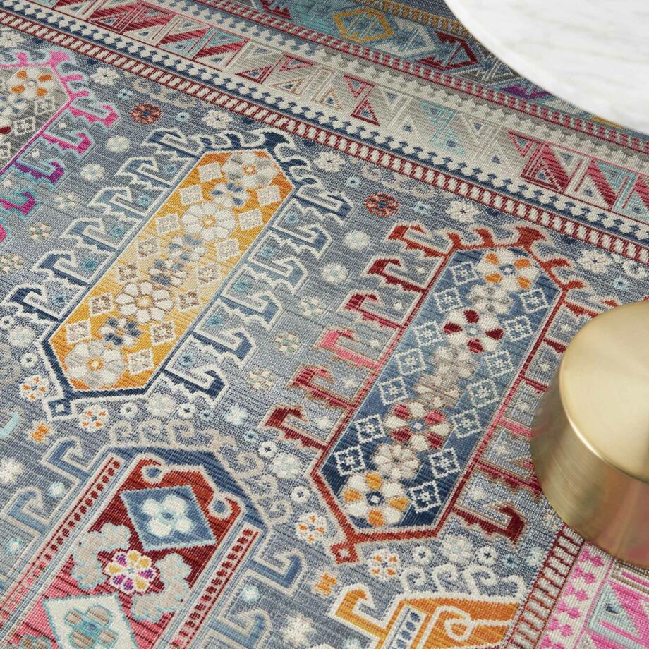 Nourison rug Vintage Kashan VKA06 GYMTC GREY MULTICOLOR 5X8 099446811967 interior 2
