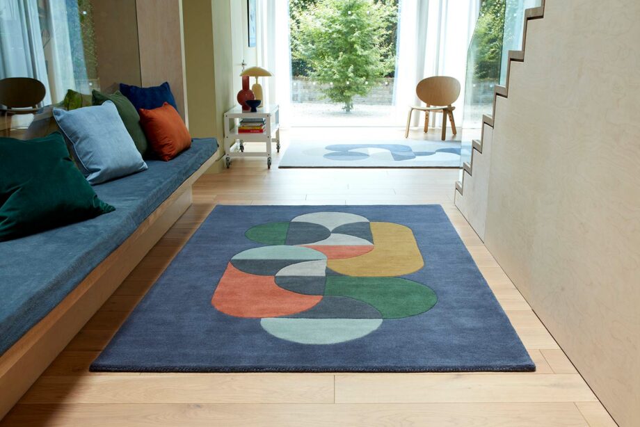 Asiatic rug Matrix 91 Statement Navy interior 2