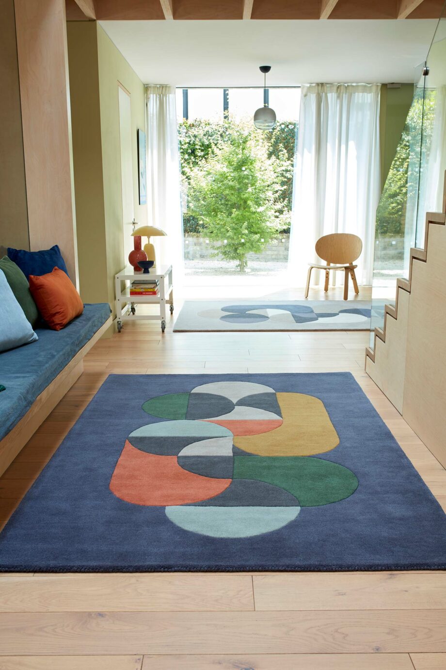 Asiatic rug Matrix 91 Statement Navy interior