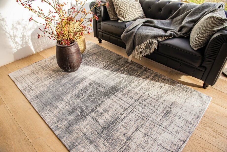 Louis De Poortere Mad Men Griff 8420 Jersey Stone interior 4 2025