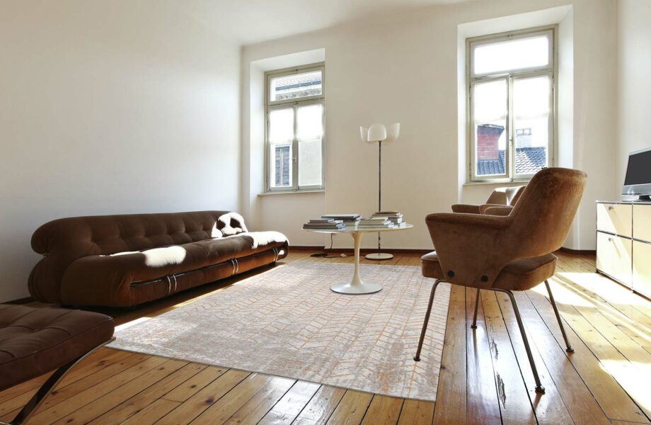 Louis De Poortere Mad Men Jacobs Ladder 8928 Central Yellow interior 3RGB 2025