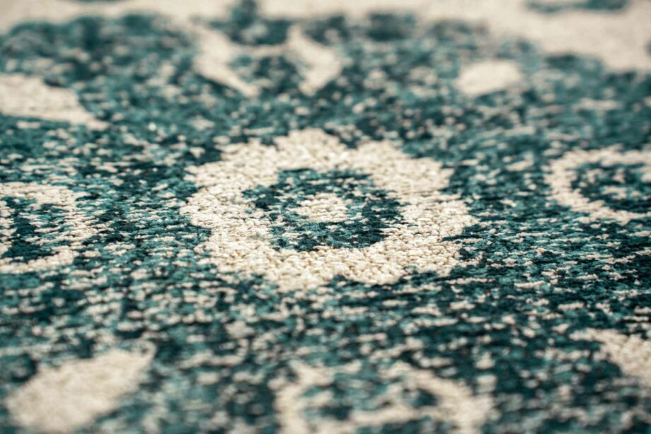Louis De Poortere rug Antiquarian Suzani 9733 Notos zoom 5