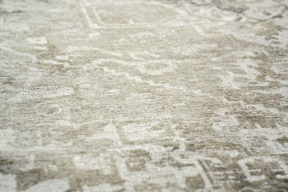 Louis De Poortere rug Antiquarian Tabriz 9647 Suede zoom 6