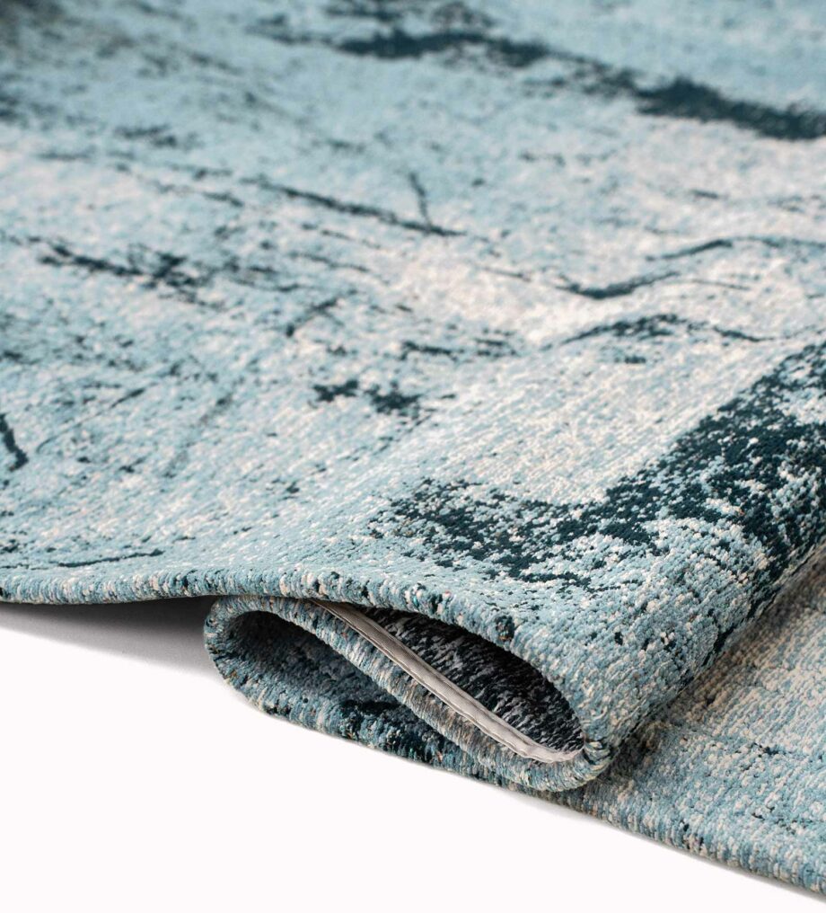 Louis De Poortere rug Mad Men Sol 9773 Dragonfly fold