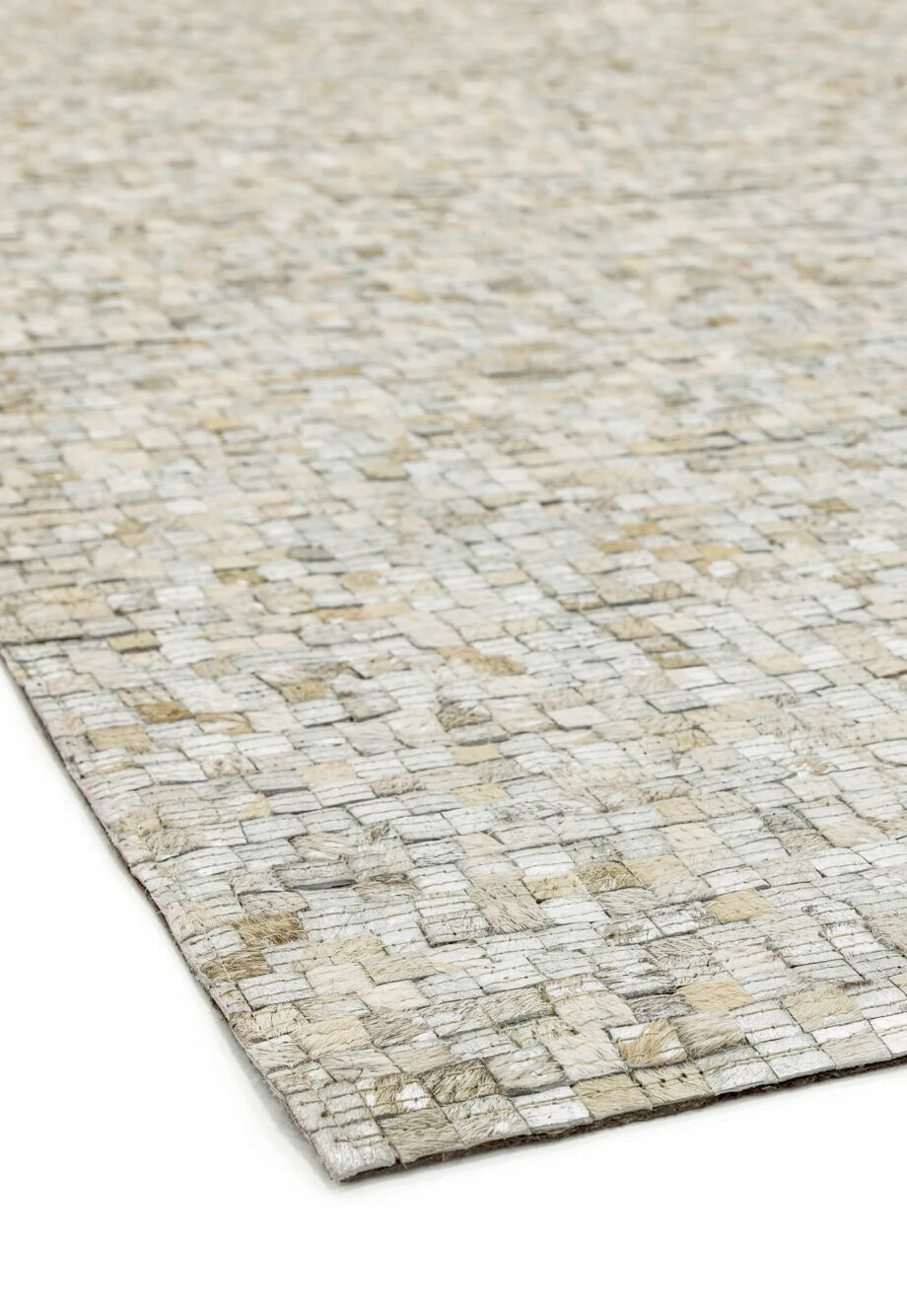 Asiatic Elona silver 4