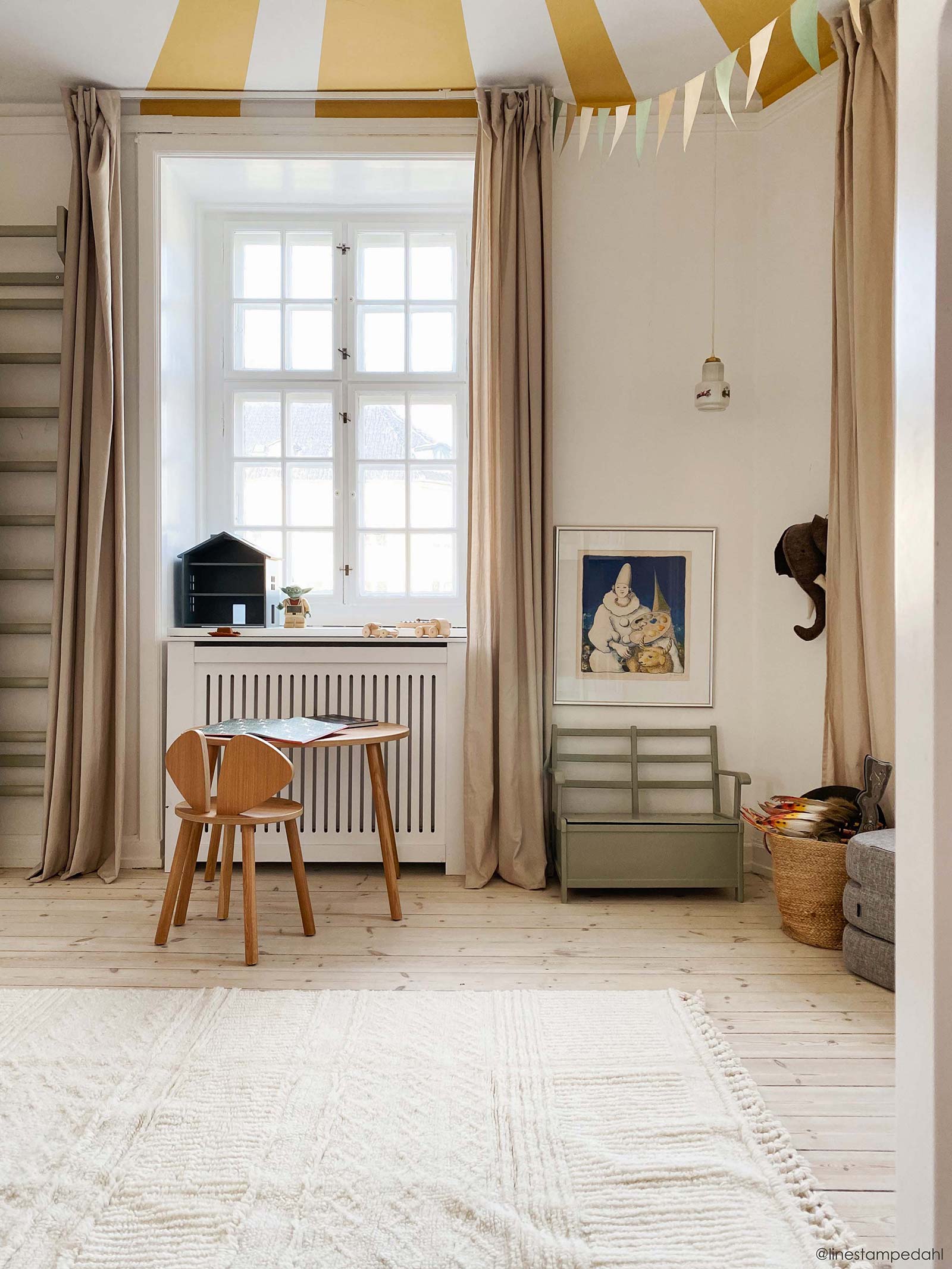 Lorena Canals Woolable Rug Ari Sheep White WO ARI WH K SM linestampedahl 1